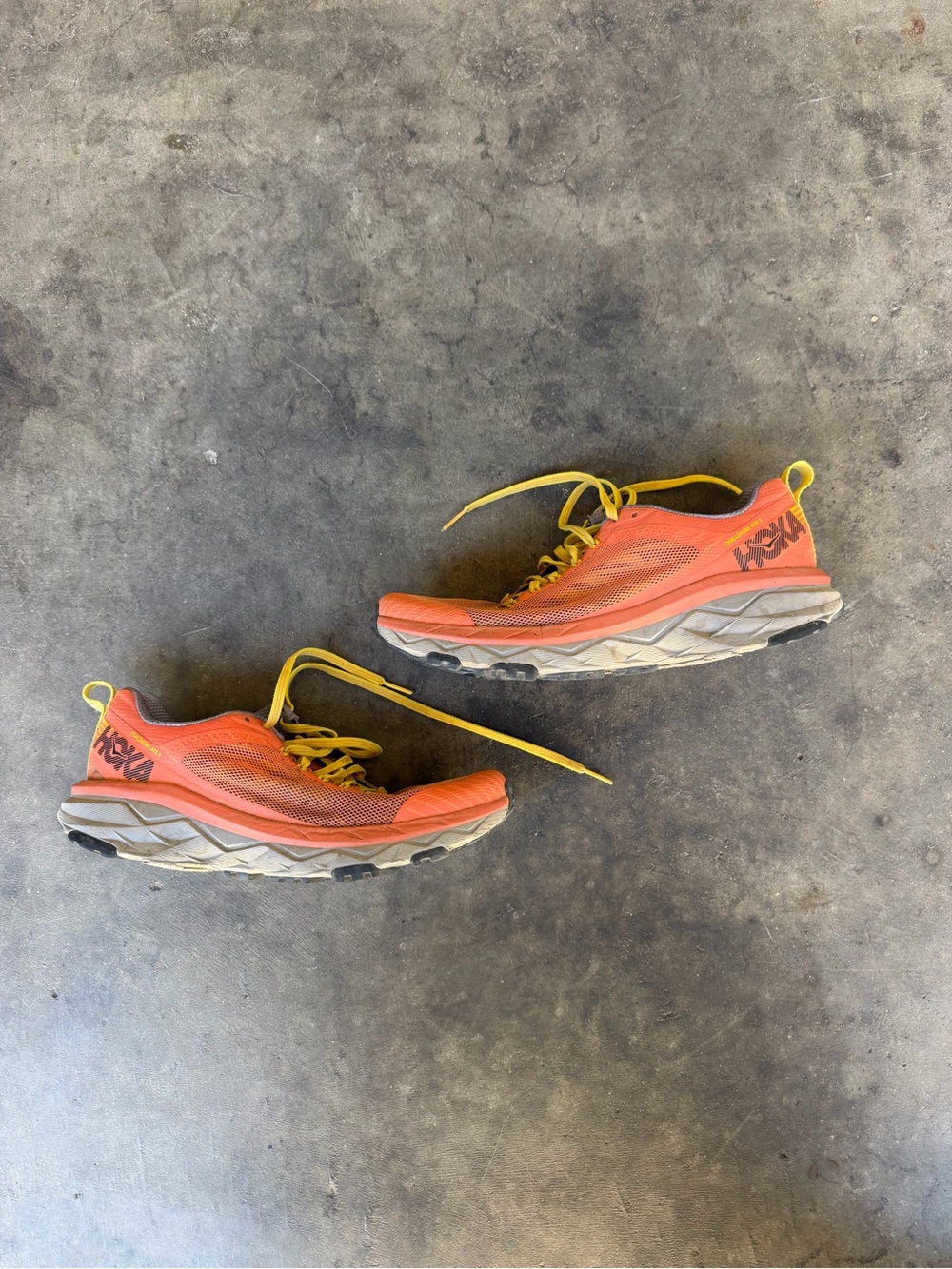 Hoka One One Challenger ATR 5 Running Shoes Sneakers Men 7.5 Trail Orange Yellow